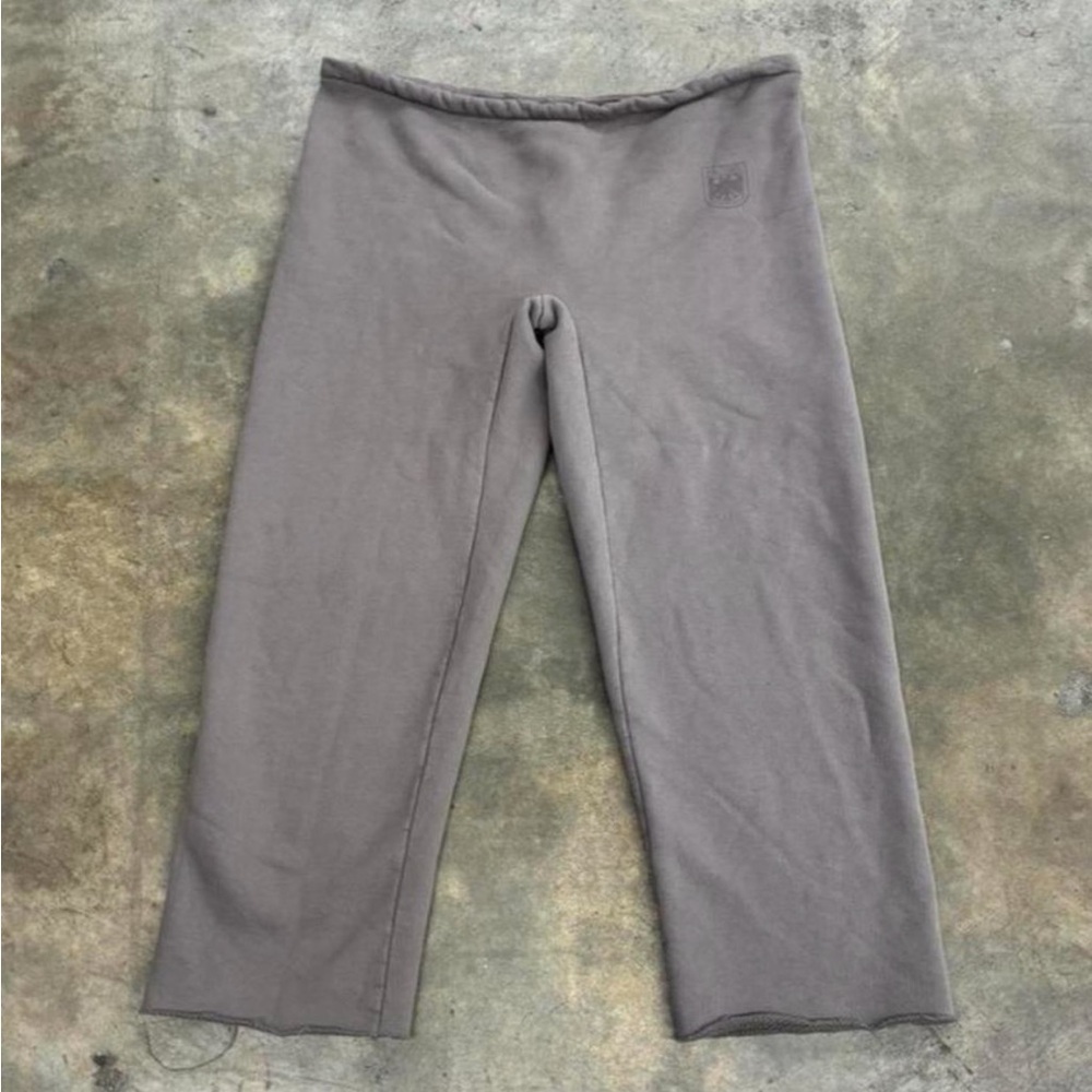 VULTURES sampled pant